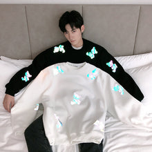 Load image into Gallery viewer, Sicilian men&#39;s round neck white shirt reflective bear loose trend casual pullover sweater men
