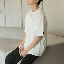 Load image into Gallery viewer, Sicilian men&#39;s summer Korean style trend loose thick five-point sleeve bottoming shirt men&#39;s white short-sleeved t-shirt men
