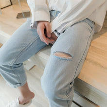 Load image into Gallery viewer, Sicilian Men&#39;s Spring Light Color Men&#39;s Casual Pants Men&#39;s Korean Style Loose Straight Hole Light Blue Jeans
