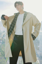 Load image into Gallery viewer, Sicilian men&#39;s autumn plaid stitching fake two-piece windbreaker men&#39;s Korean style trend Korean style men&#39;s mid-length jacket
