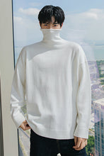 Load image into Gallery viewer, Sicilian men&#39;s autumn new solid color long-sleeved Korean trendy sweater warm base high-neck men&#39;s sweater
