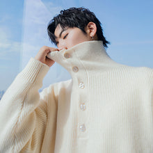 Load image into Gallery viewer, Sicilian men&#39;s winter new high-neck pullover sweater men&#39;s decorative buckle loose handsome solid color casual sweater 4489700021734
