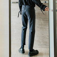 Load image into Gallery viewer, Sicilian men&#39;s autumn casual pants men&#39;s Korean version of the trend of men&#39;s nine-point black loose straight jeans
