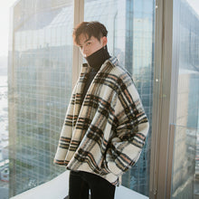 Load image into Gallery viewer, Sicilian men&#39;s loose thick plaid woolen coat autumn and winter Korean style trend men&#39;s short woolen coat
