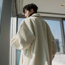 Load image into Gallery viewer, Sicilian men&#39;s autumn and winter loose short woolen coat men&#39;s handsome white woolen coat men&#39;s Korean version of the trend
