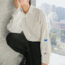Load image into Gallery viewer, Sicilian men&#39;s spring clothes new men&#39;s Korean version of the trendy white shirt zipper embroidery loose casual handsome long sleeves
