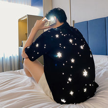 Load image into Gallery viewer, Sicilian men&#39;s clothing Hong Kong style white half-sleeved men&#39;s trend loose five-point sleeve men&#39;s reflective printing short-sleeved t-shirt
