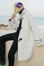 Load image into Gallery viewer, Sicilian men&#39;s winter new mid-length horn buckle woolen coat men&#39;s Korean loose thick hooded jacket
