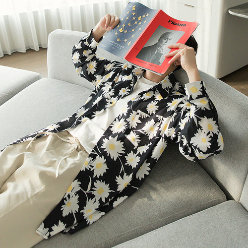 Sicilian men's spring and autumn holiday style chiffon flower shirt men's Korean version of the trend of loose men's long-sleeved shirt jacket