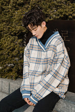 Load image into Gallery viewer, 【Spot quick delivery】Tops Korean style trendy boys loose woolen plaid V-neck sweater men&#39;s trend
