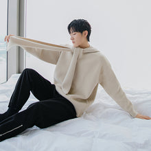 Load image into Gallery viewer, Sicilian men&#39;s sweater hat detachable loose casual all-match college style men&#39;s sweater
