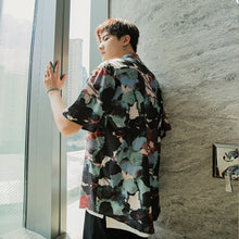 Load image into Gallery viewer, Sicilian men&#39;s summer retro flower shirt male Korean version of the trend handsome casual boys short-sleeved floral shirt
