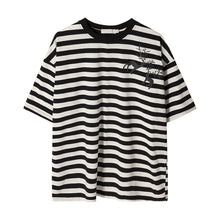 Load image into Gallery viewer, Sicilian men&#39;s Hong Kong style half-sleeved men&#39;s tide brand trend loose boys reflective printing black and white striped short-sleeved t-shirt
